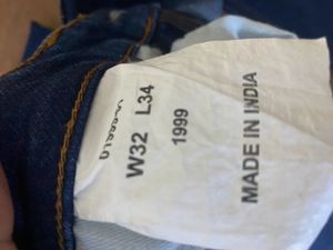 Unused Branded Kanva Torn Jeans Buyed In Showroom