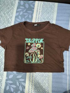 Brown Graphic Crop T-Shirt