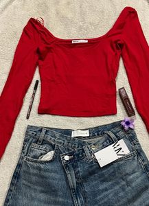 BERSHKA Red Long Sleeve Crop Top size xs