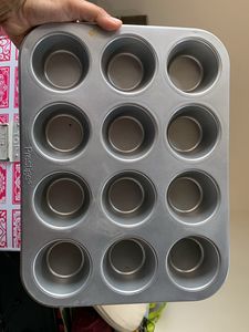 BAKING TRAY 12