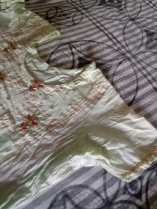 Cotton Elegant Embroidered Kurta
