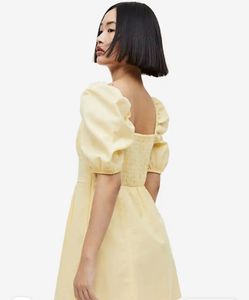 H&amp;m Sweetheart Puff Sleeve Mini Dress