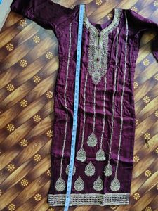 Elegant Maroon Embroidered Kurta