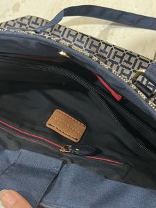 Tommy Hilfiger Tote Bag