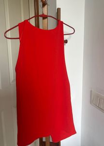 Red Sleeveless Top