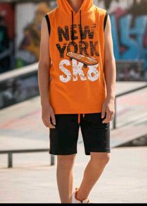 12-14 year Boys' New York Skate Hoodie