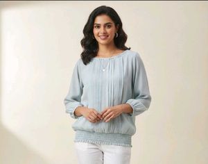 Chic Tops for Effortless Style