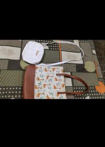 Giraffe Print Tote &amp; Pouch Set