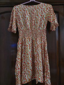Chic Floral Smocked Waist Dress