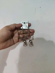Assorted Fashion Jewelry &amp; Hair Clips Set