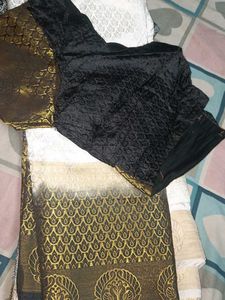 Elegant Black & Gold Saree with Blouse