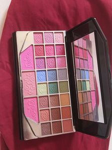 Makeup Kit