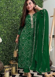 Beautiful Green Bandhani Kurta Set with Dupatta