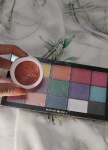 Vibrant 15 Color Eyeshadow Palette