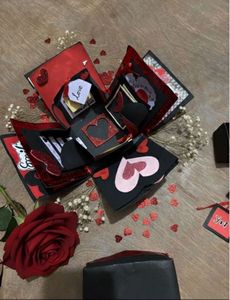 Explosion Gift Box