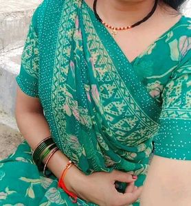 Beautiful Green Floral Saree