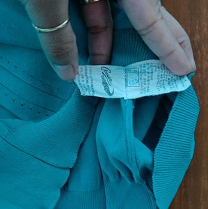 CROCODILE Teal Top