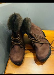 Commander Fur Boots