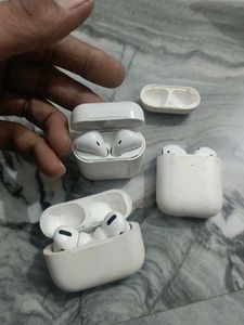 White Wireless Earbud Cases (Set of 3) scrap