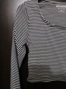 Striped scoop neck ribbed top