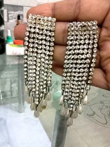 Stone Earring To Beautiful