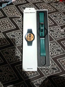 Samsung Galaxy Watch 4