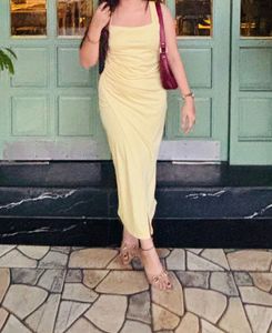 Elegant Yellow Midi Dress