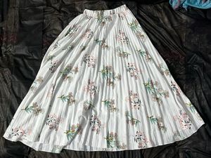 Pleated Floral Midi Skirt