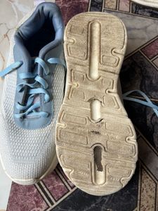 Lightweight Women's Sneakers