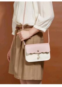 🔥  Pack Of 1 Beautiful casual slingbag