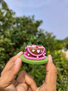 Miniature Clay Cake Magnet