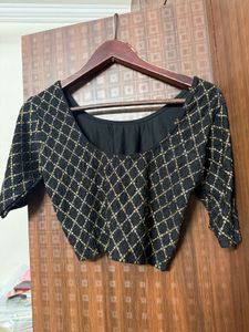 Black &amp; Gold Blouse 🖤