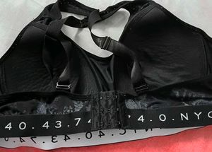 Stylish Black Sports Bra