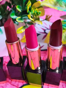MyGlamm Manish Malhotra lipstick set 8
