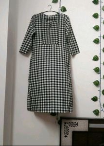 White Floral Printed Kurti / Bust 42,44