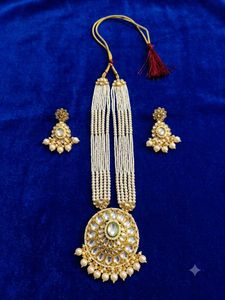 Elegant Pearl Necklace and Earring Set