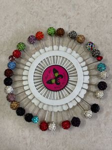Assorted Decorative Brooches &amp; Pin Set