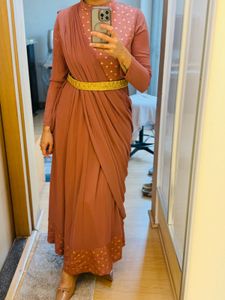 Elegant Ethnic Kurta Set with Dupatta
