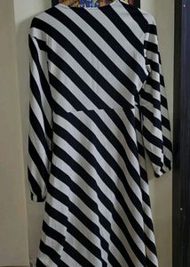Black and White stripe genuine Hand M dress.