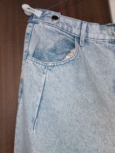 Light Wash Wide Leg Jeans