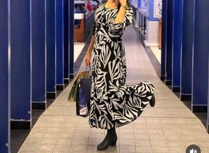 Chic Black &amp; White Leaf Print Maxi Dress