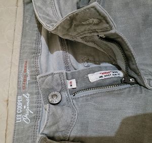 Light Wash Denim Jeans