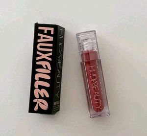 Huda Beauty Lip Gloss - Bombshell