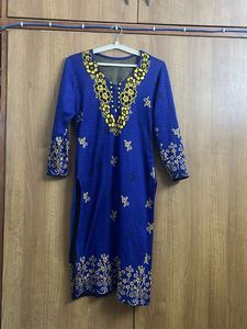 Blue Kurta set Yellow Floral details(woollen) 3 pi
