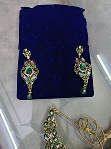 Emerald &amp; Gold Necklace Set