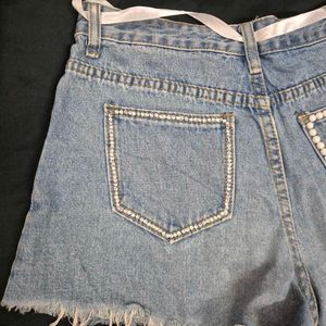 Cute Swan Embroidered Denim Shorts
