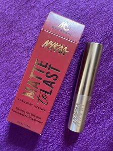 Nykaa Matte to Last Lipstick