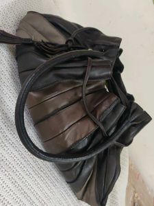 Chic Two-Tone Leather Hobo Bag(vinted)