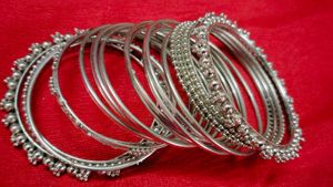 Silver Oxidised Bangles