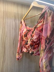 Chic Floral Ruched Puff Sleeve Top